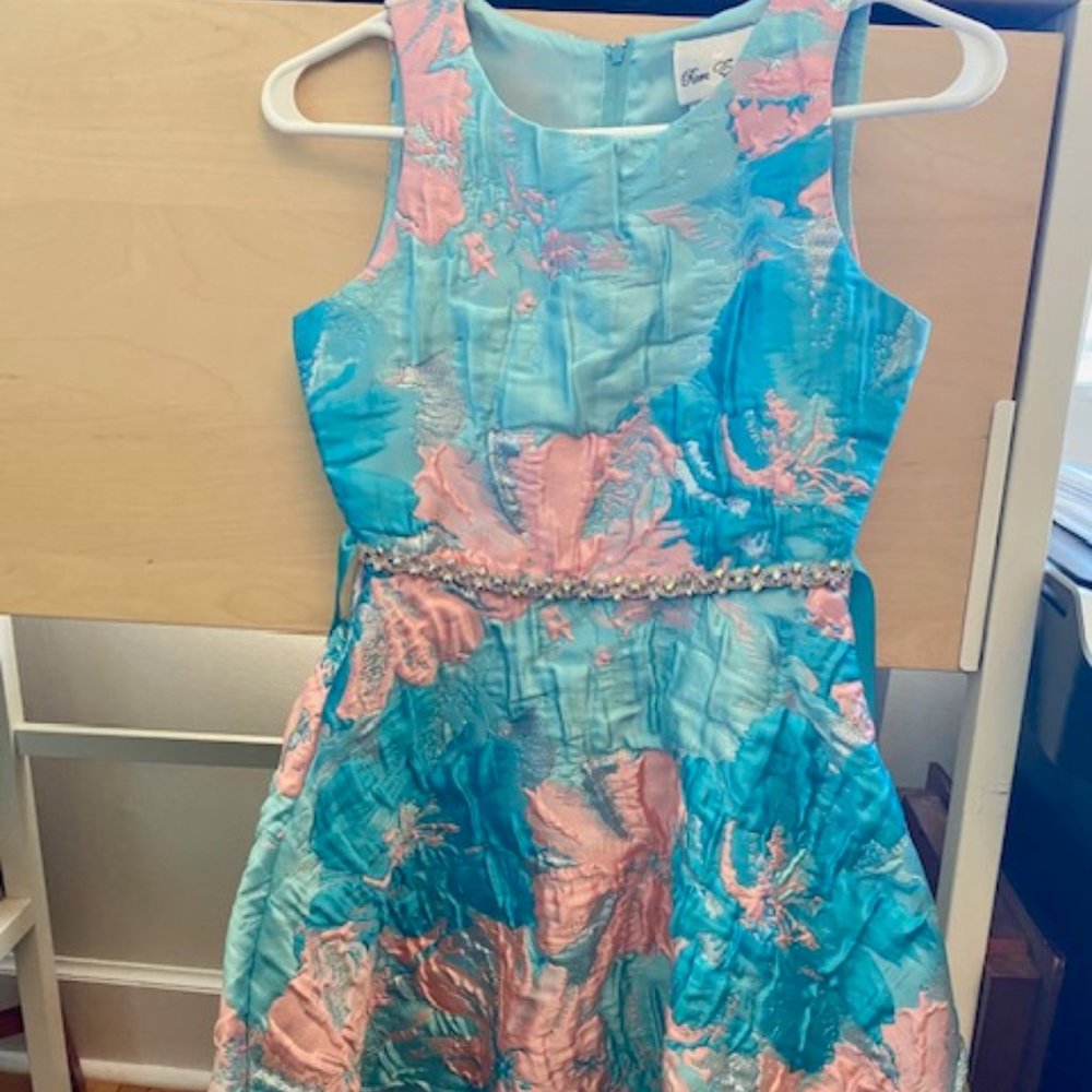 Gorgeous and Vivid Girls' Party Dress